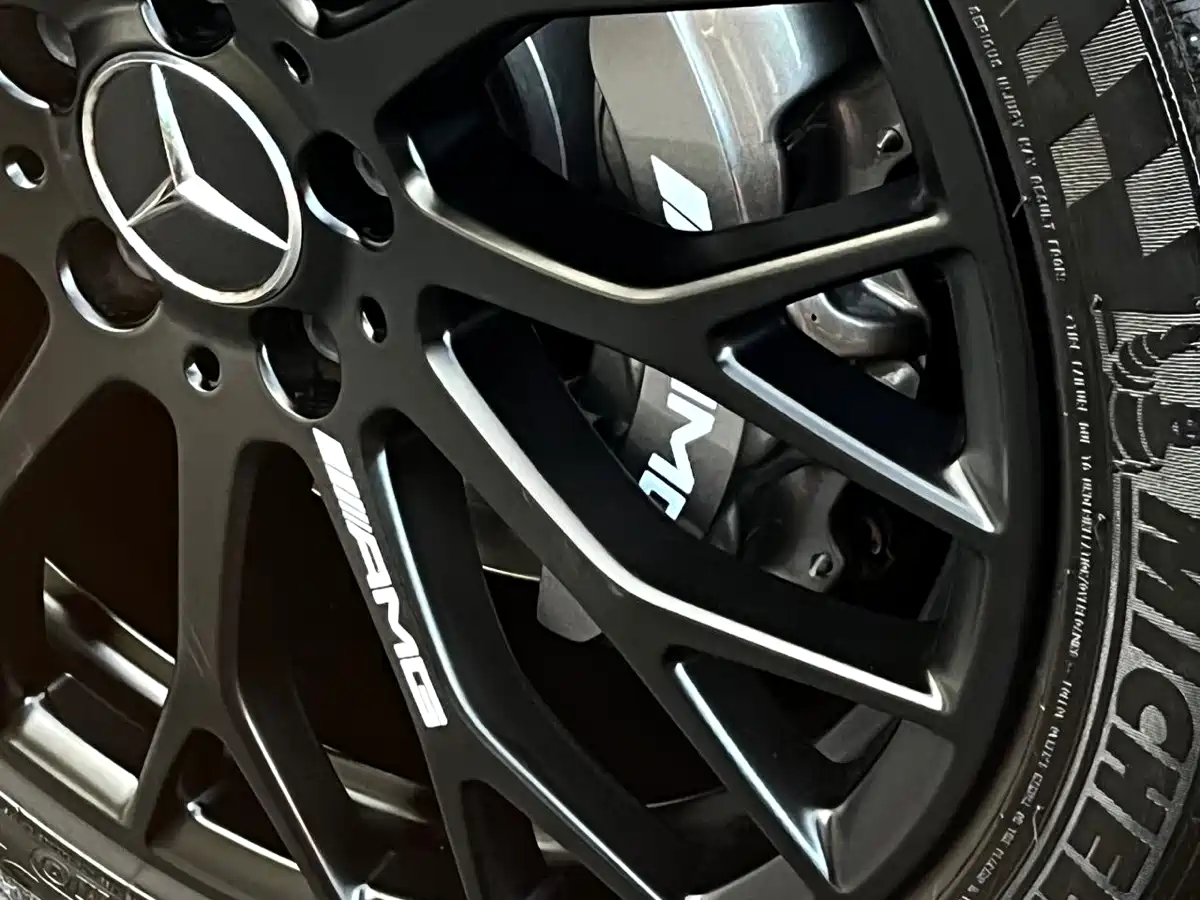 MERCEDES-BENZ AMG GT