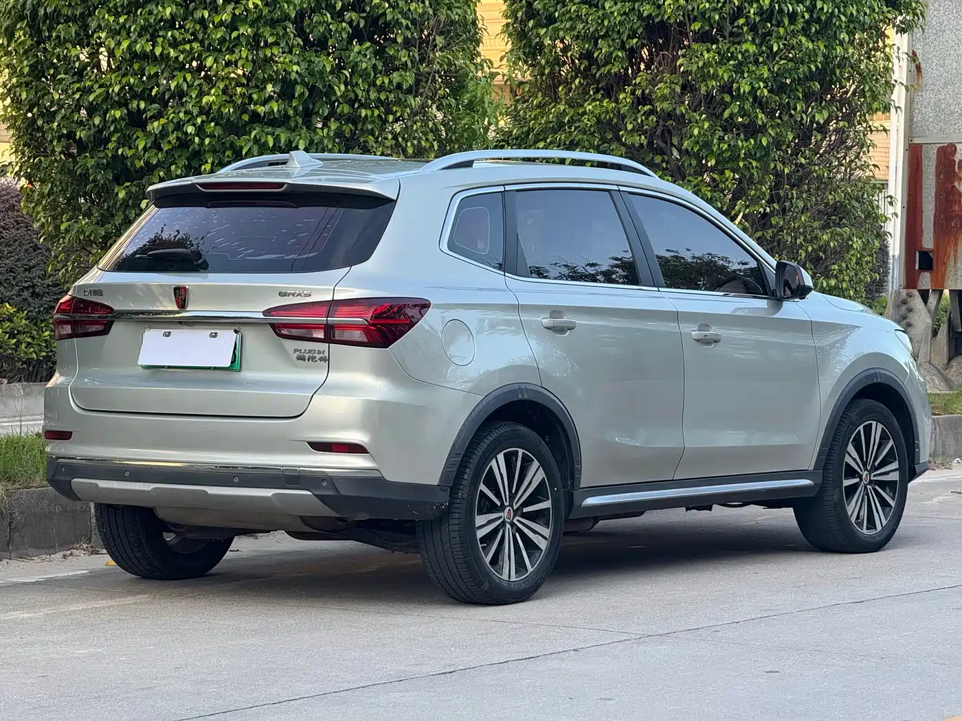 ROEWE RX5 NEW ENERGY