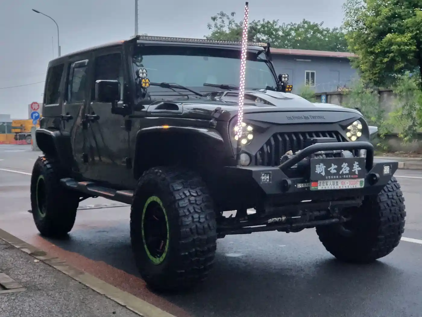 Фото 3 - Jeep Wrangler
