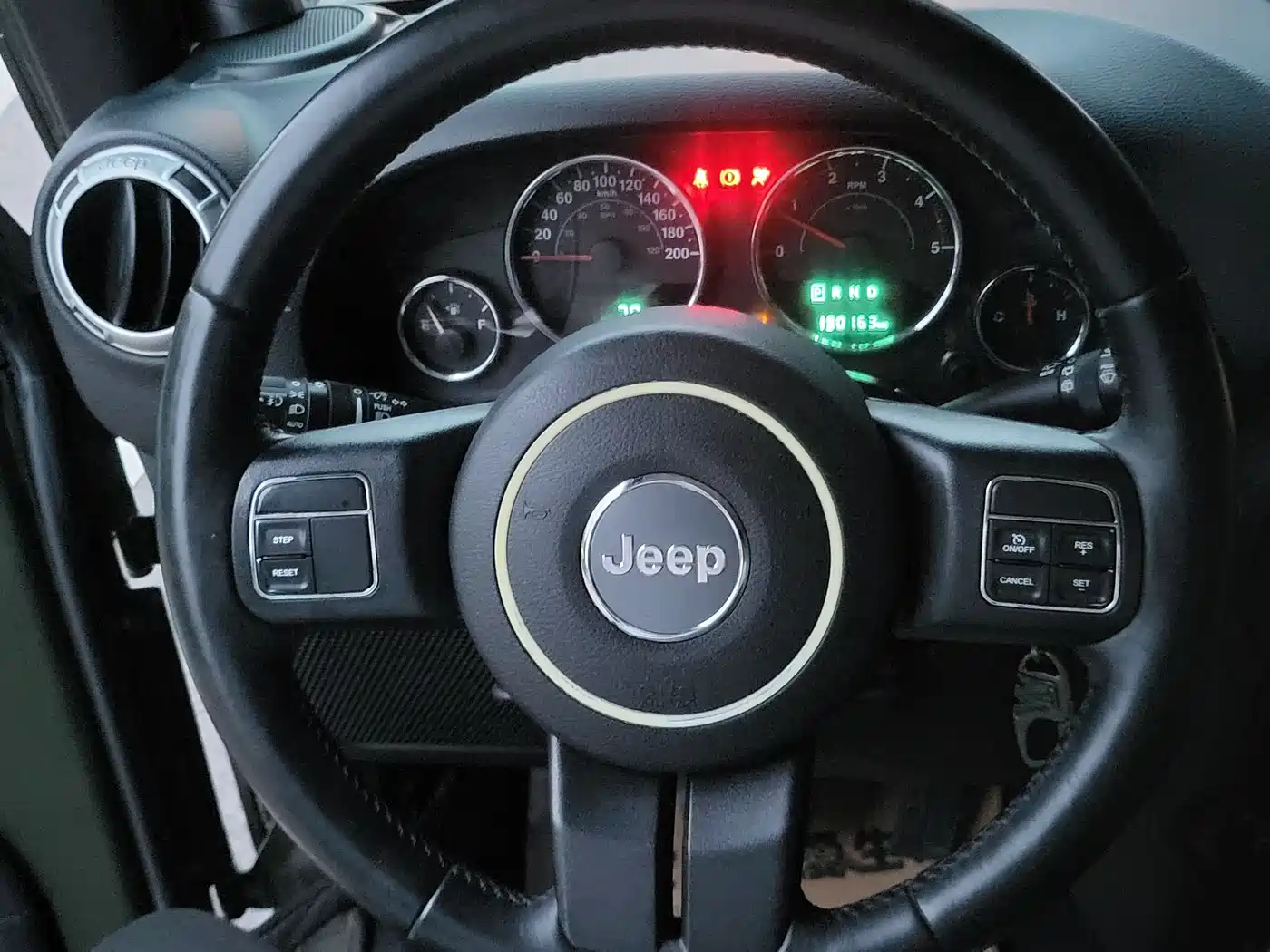 Фото 20 - Jeep Wrangler