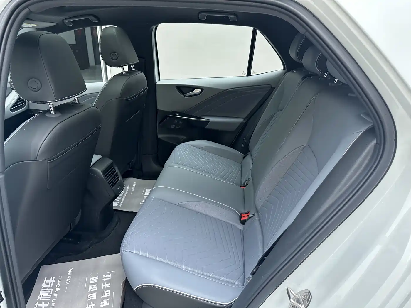 Volkswagen ID.3 2025 Facelift Smart Outstanding Edition фото 9