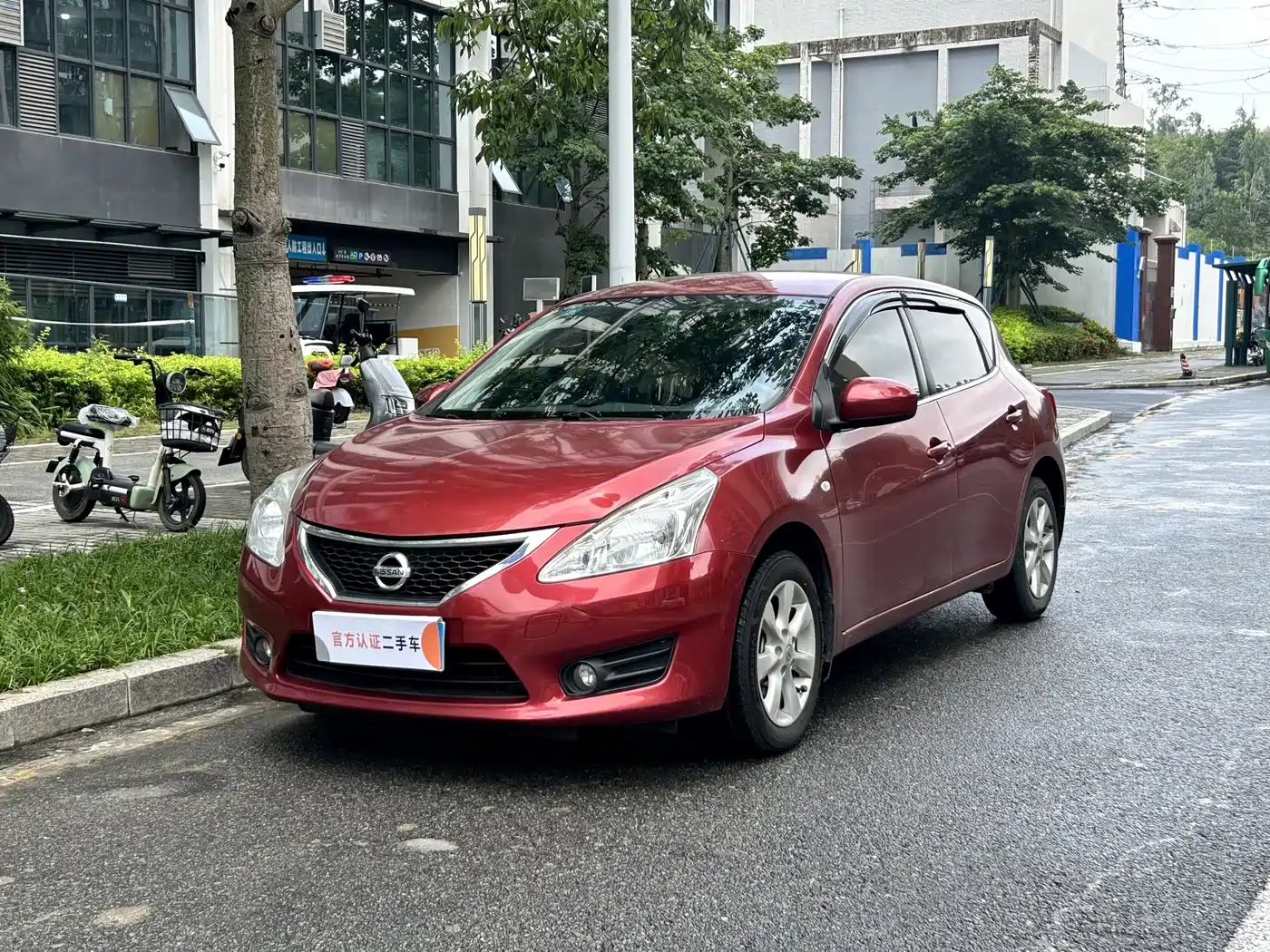 Nissan Tiida