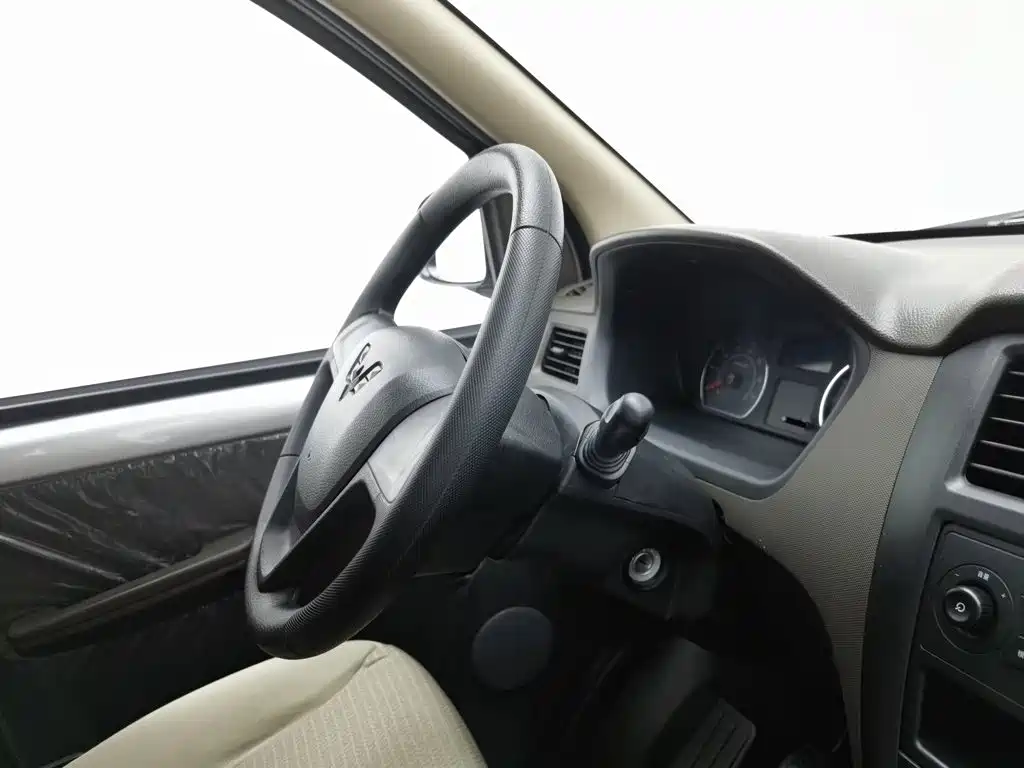 Wuling Motors Wuling Rongguang S 2025 2023 1.5L Base 5/7 Seater