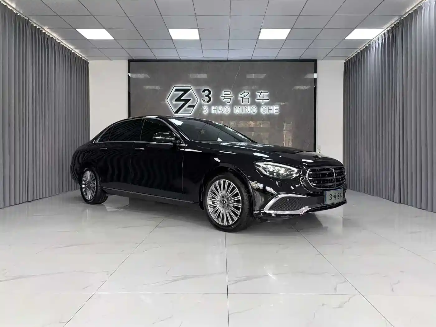 Mercedes-Benz E-Class 2022 E 300 L Fashion фото 3
