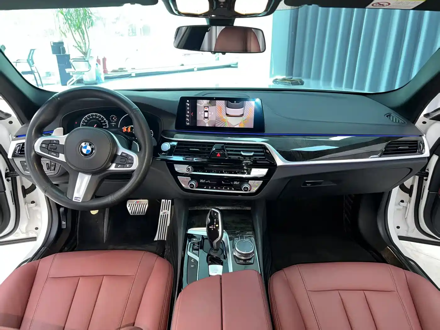BMW 5 Series 2019 530Li Leading M Sport Package фото 11