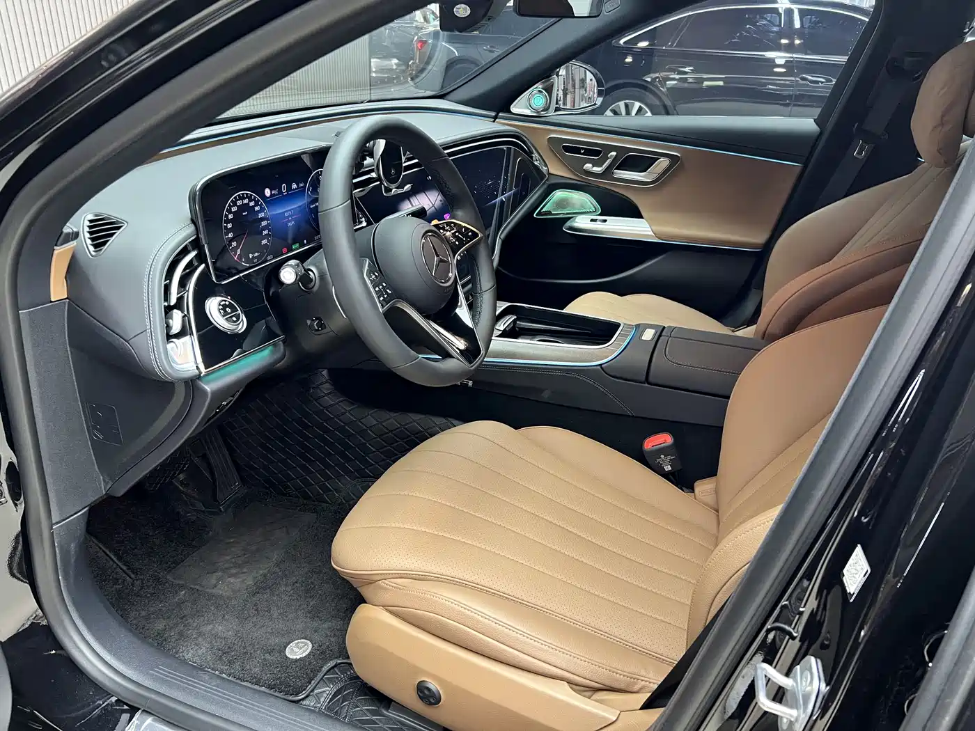 Mercedes-Benz E-Class New Energy 2024 E 350 e L Plug-in Hybrid Sedan фото 6