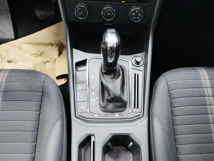 Volkswagen Lavida 2019 280TSI DSG Comfort Edition China VI фото 16
