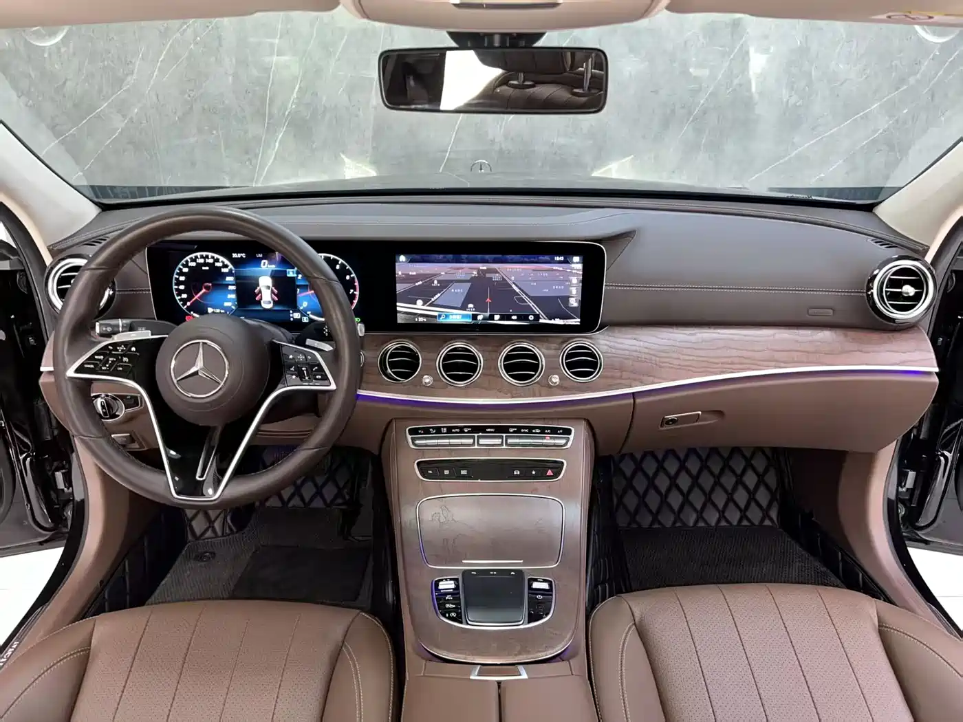 Mercedes-Benz E-Class 2022 E 300 L Fashion фото 11