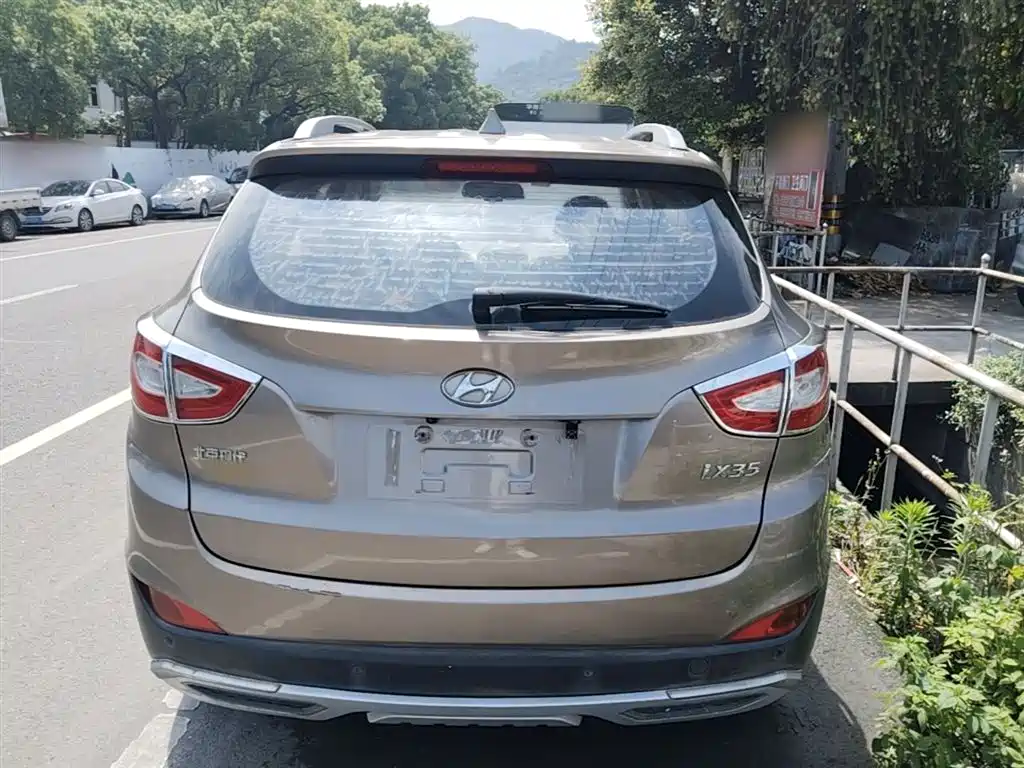 Hyundai Beijing Hyundai ix35 2013 2.0L Auto 2WD Smart GLS China IV фото 6