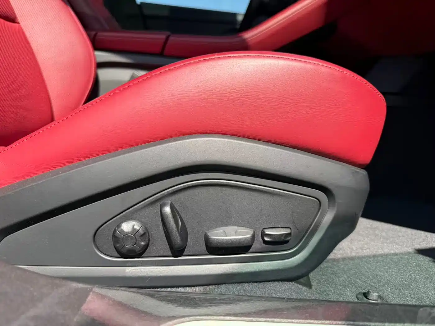 Porsche Taycan 2022 Taycan 4S фото 18