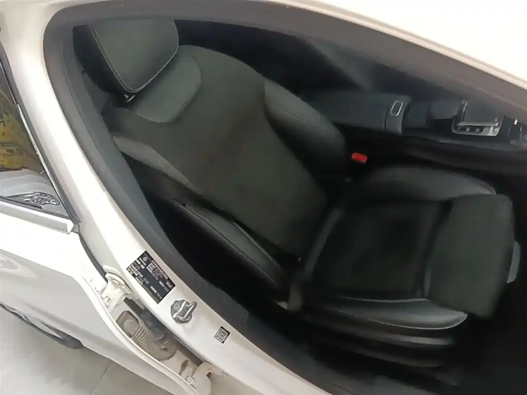 Mercedes-Benz A-Class 2019 Facelift A 200 L Sports Sedan фото 25
