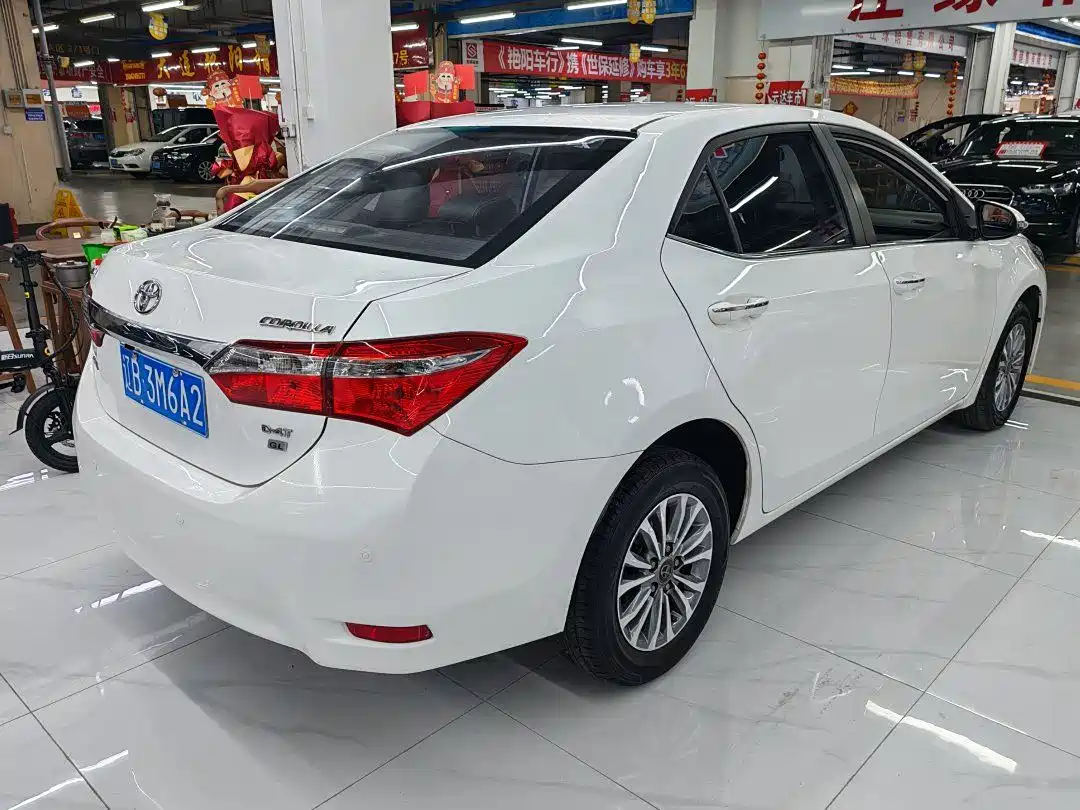 Toyota Corolla 2017 Facelift 1.2T S-CVT GL фото 4