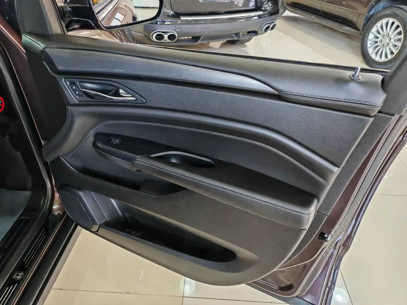 Cadillac SRX 2015 3.0L Comfort фото 21