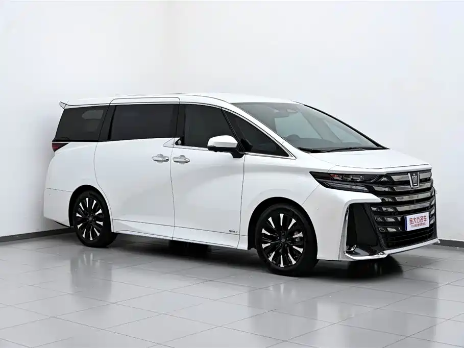 Toyota Vellfire 2024 Crown Hybrid 2.5L Executive Premium Edition фото 4