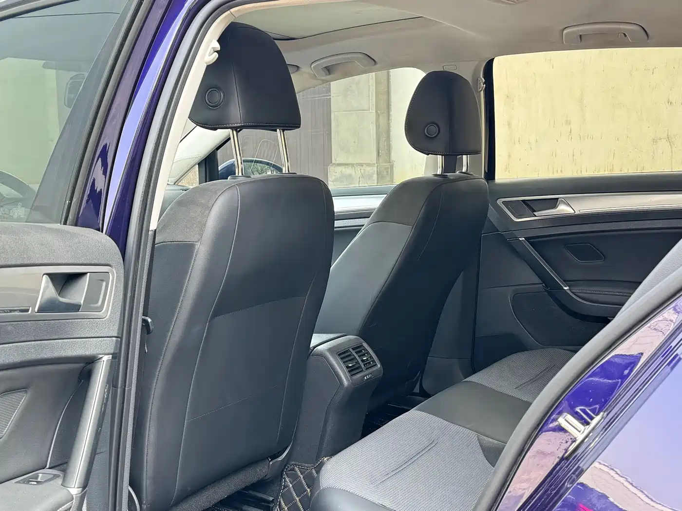 Volkswagen Golf 2018 230TSI Automatic Comfort фото 7
