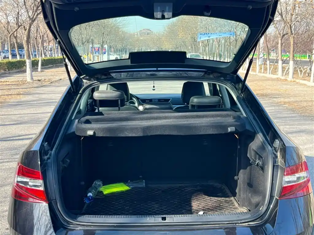 Škoda Superb 2018 TSI330 DSG Comfort Edition China V фото 16