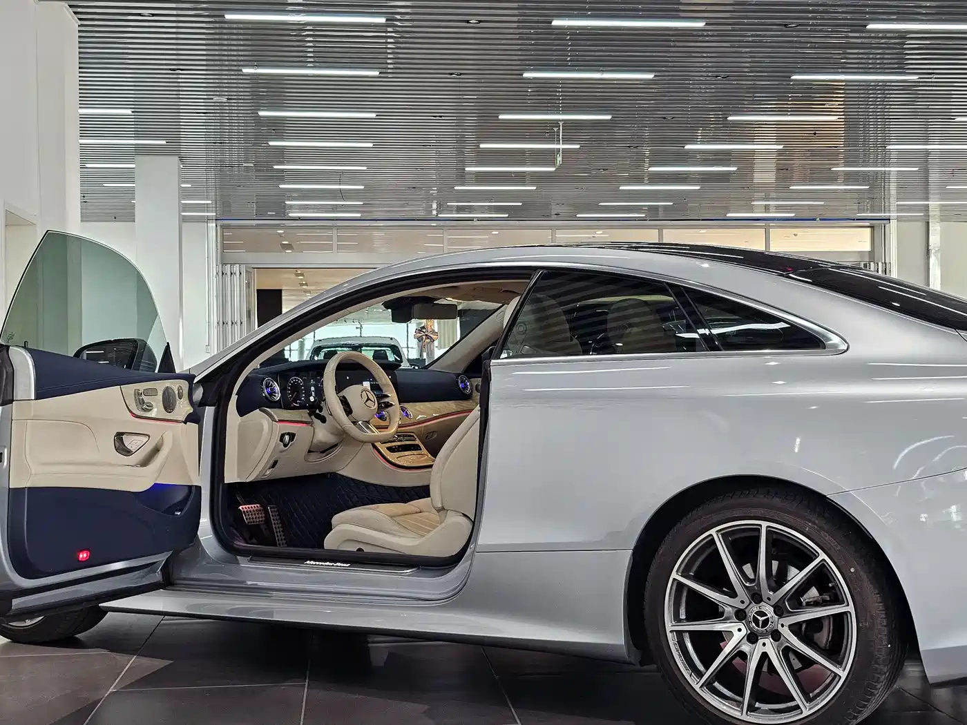 Mercedes-Benz E-Class (Import) 2021 E 300 Coupe фото 14