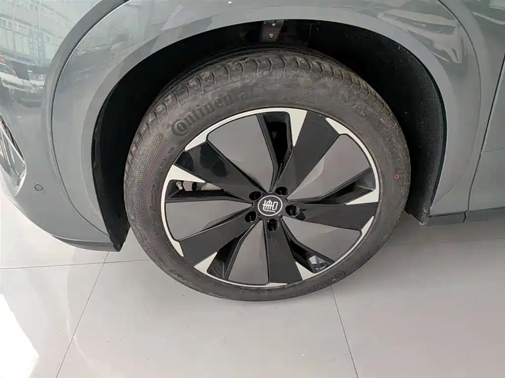 BYD Tang L 2025 DM 175KM Drone Player Edition фото 23