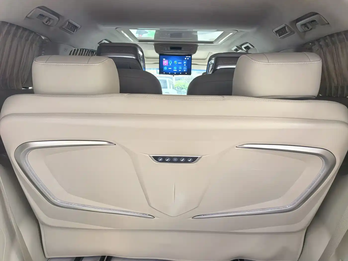 Buick GL8 2023 ES Landmaster Comfort фото 11