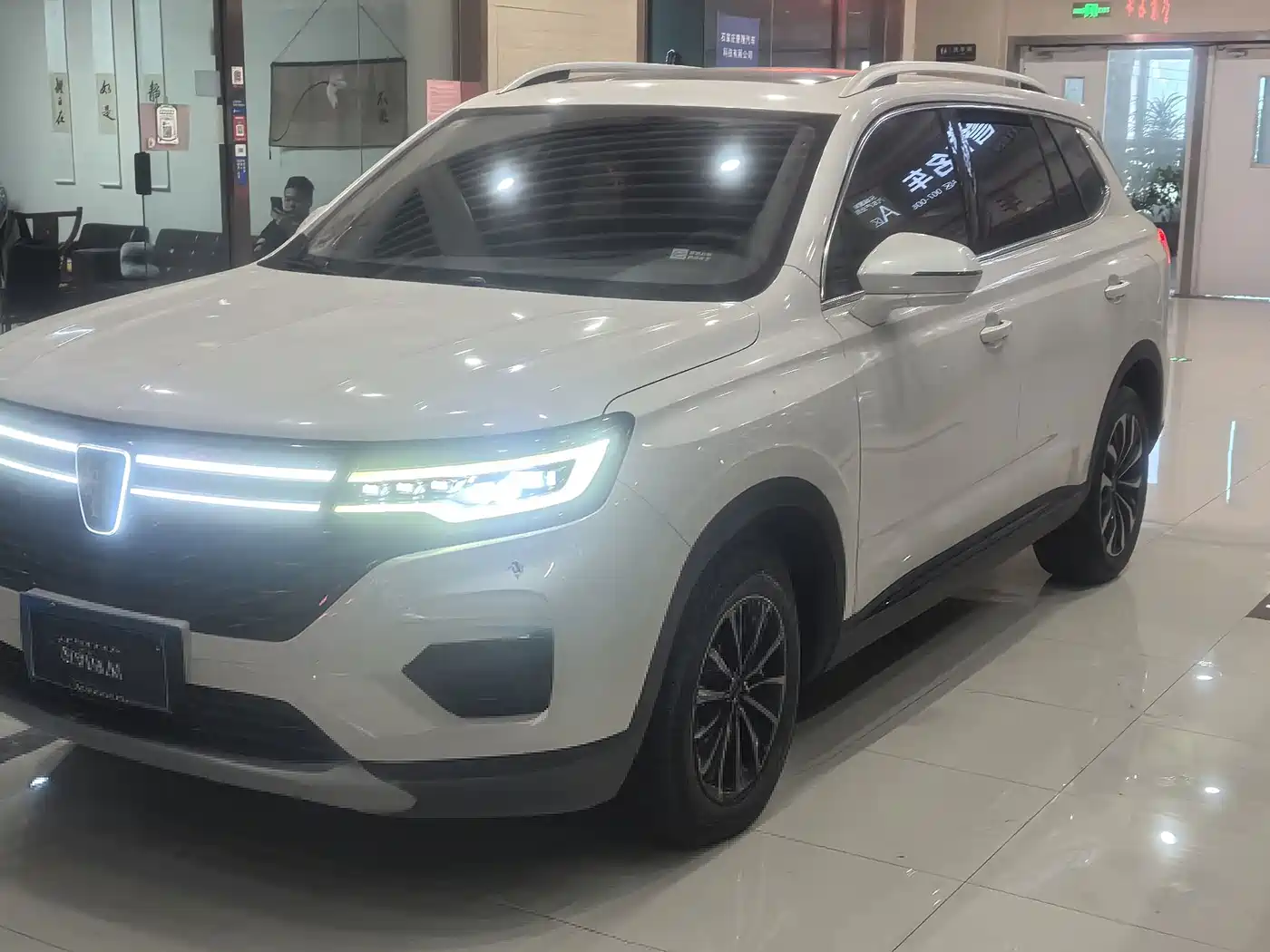 Roewe RX5 MAX 2021 2021 Supreme Series 300TGI Auto Luxury Cabin Edition