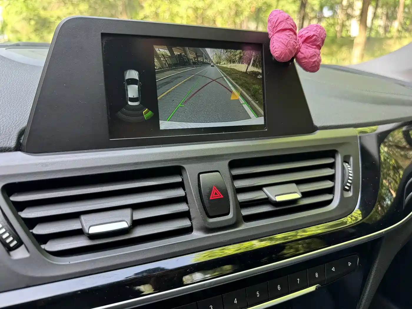 BMW 1 Series 2018 118i Sport Edition фото 8