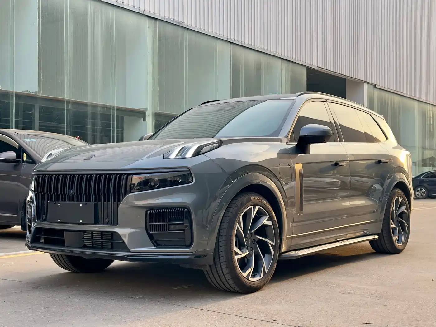 Lynk & Co 09 EM-P 2021