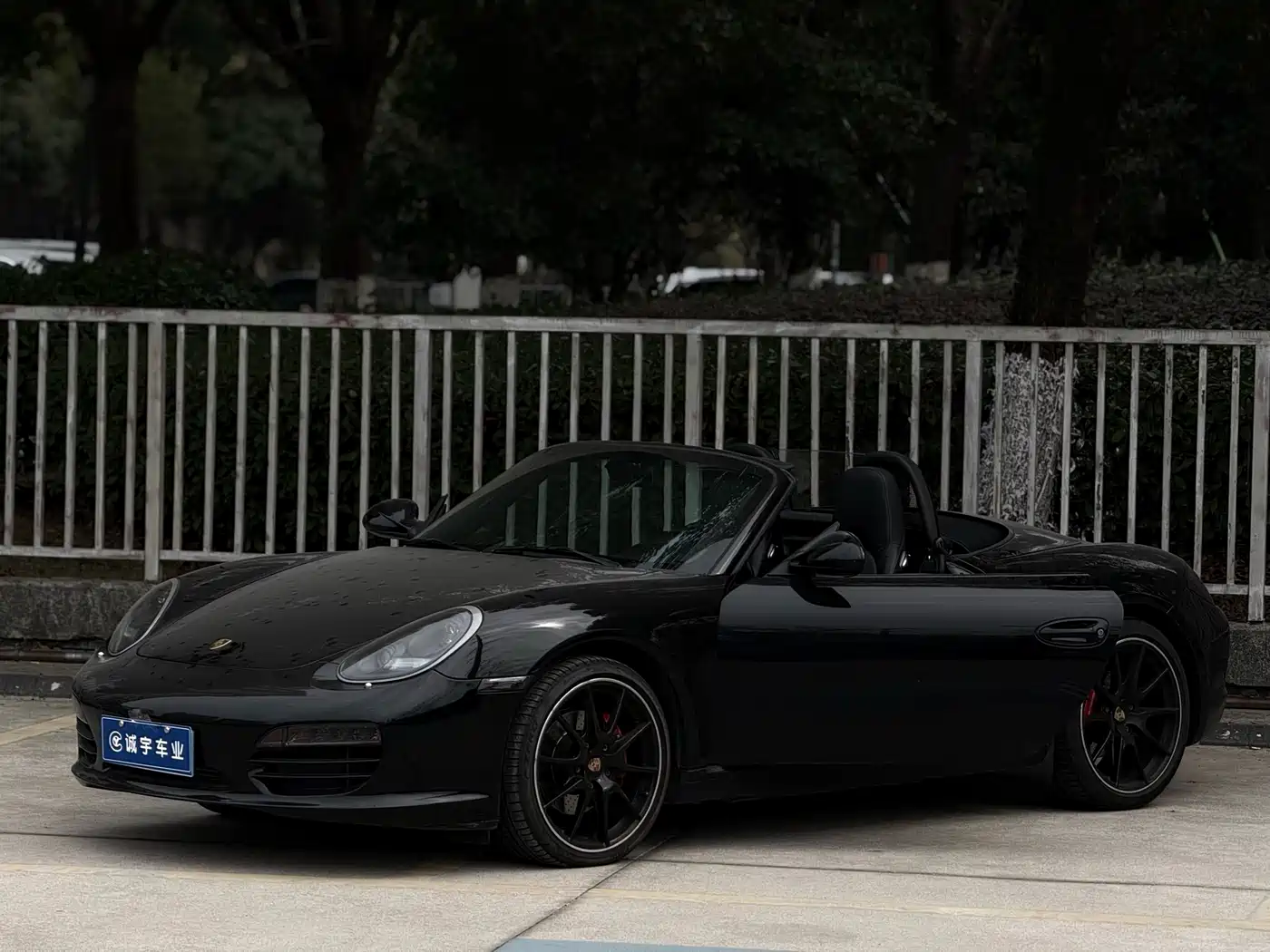 Porsche Boxster 2011 Boxster Black Edition 2.9L