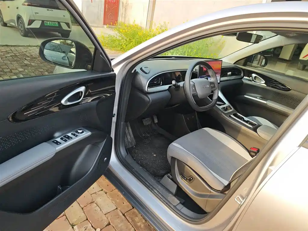 Geely Galaxy Starry Wish 2026 Model 310km Dream Edition фото 12