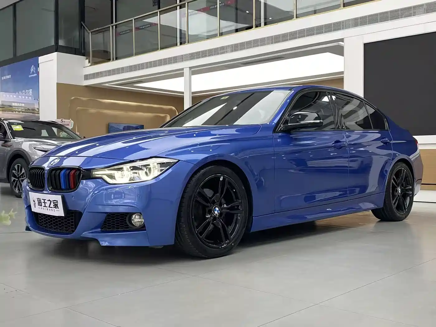BMW 3 Series 2019 320i M Sport Package фото 2