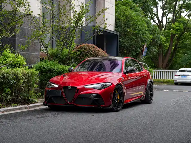  Alfa Romeo Giulia 2021 GTA