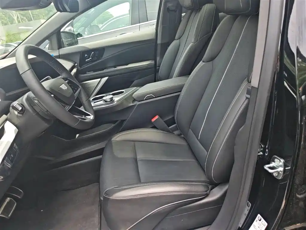 Cadillac IQ Ao Ge 2024 Standard Range фото 15