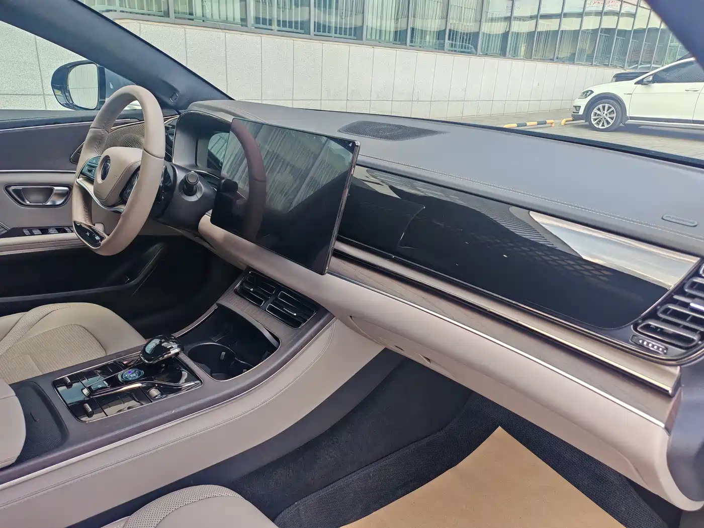 BYD Han 2024 EV Glory Edition 610KM AWD Celestial Eye Smart Driving фото 38