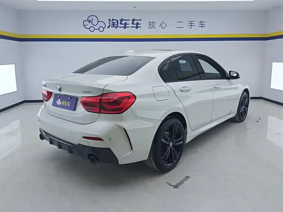 BMW 1 Series 2021 Facelift 125i M Sport Shadow Edition фото 3