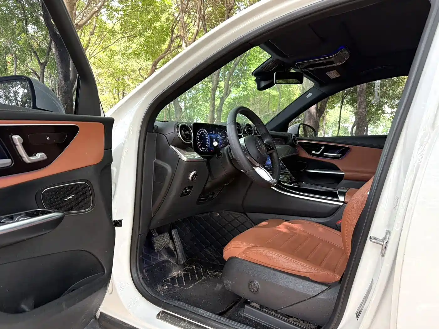 Mercedes-Benz GLC 2023 GLC 260 L 4MATIC Sport 5-seater фото 9