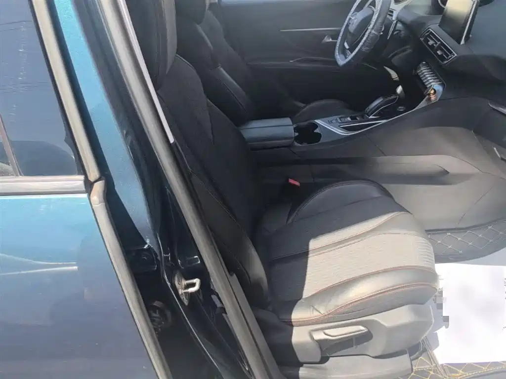 Peugeot 5008 2017 350THP 5-Seat Elite Edition фото 25