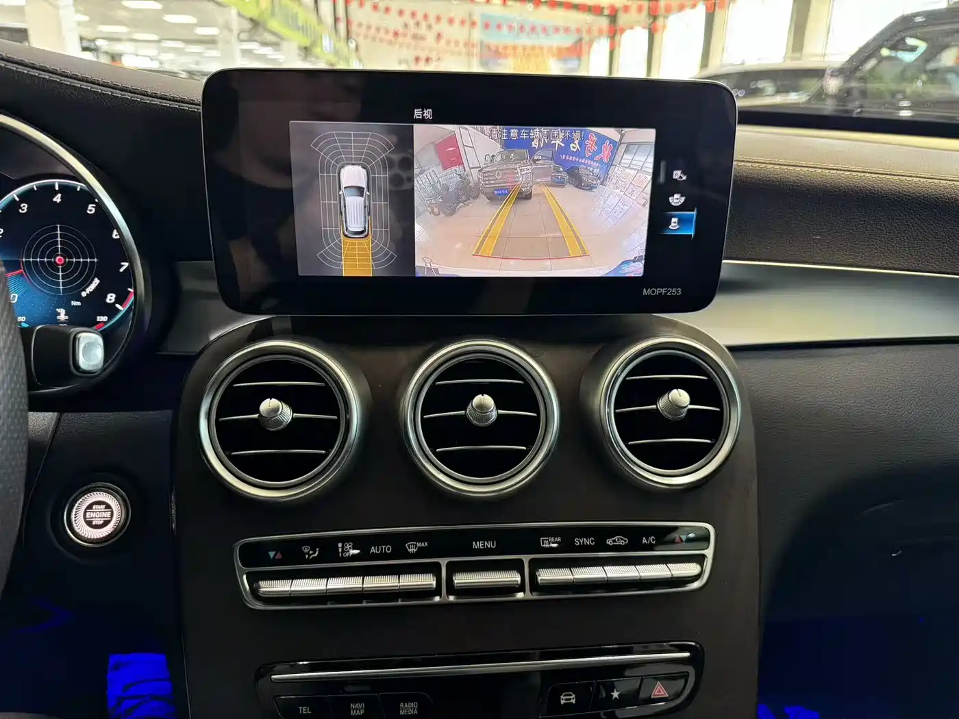 Mercedes-Benz GLC 2020 Facelift GLC 260 L 4MATIC Luxury фото 16