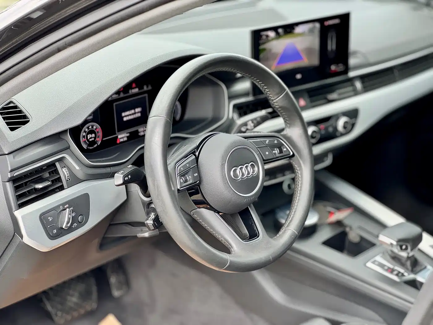Audi A4L 2020 40 TFSI Fashion Dynamic Edition фото 15