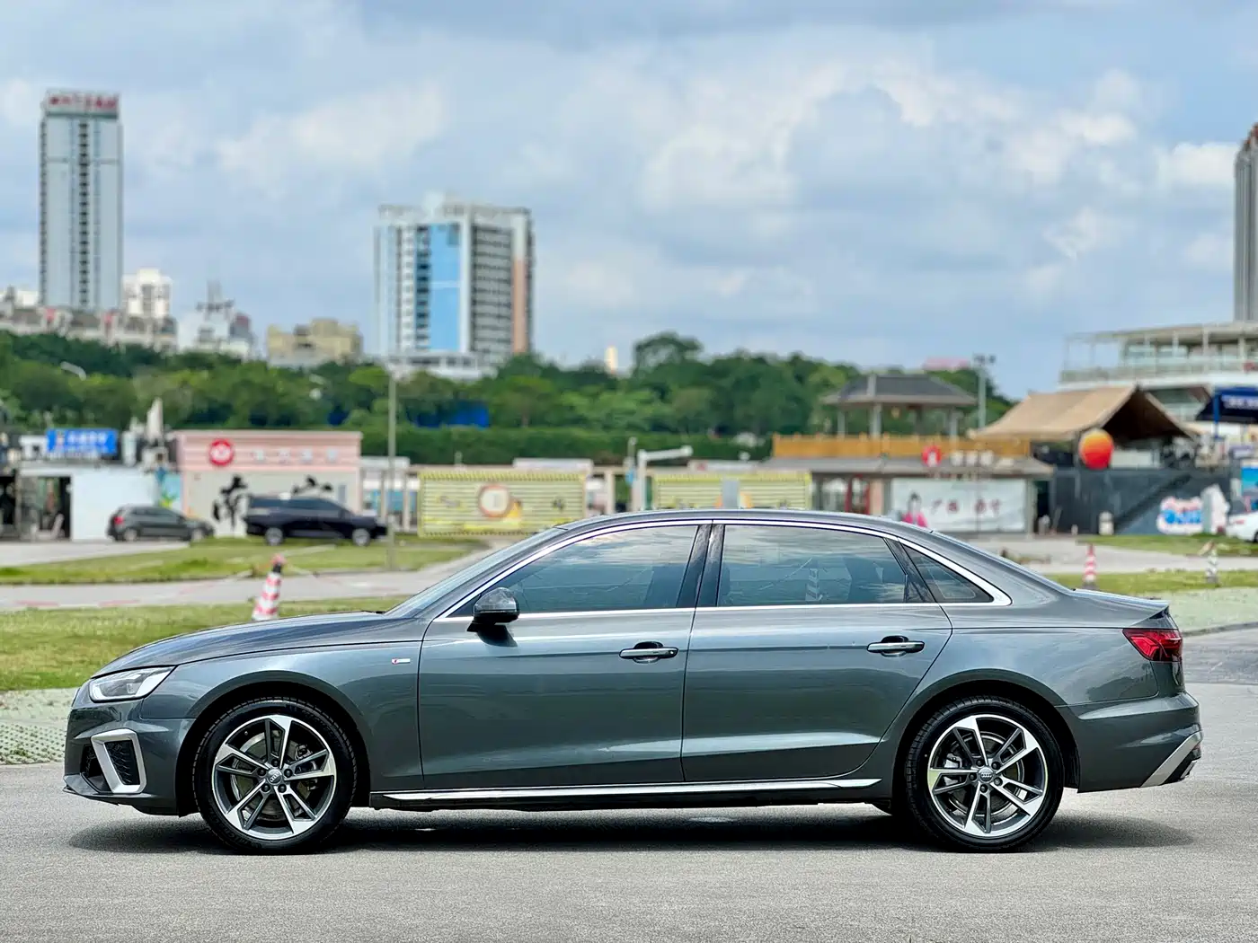 Audi A4L 2020 40 TFSI Fashion Dynamic Edition фото 4