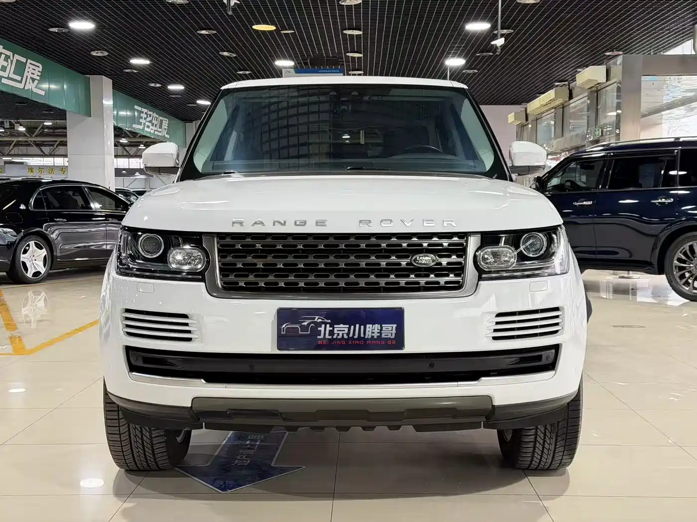 Land Rover Range Rover 2017 3.0 SC V6 Golden Age Edition фото 2