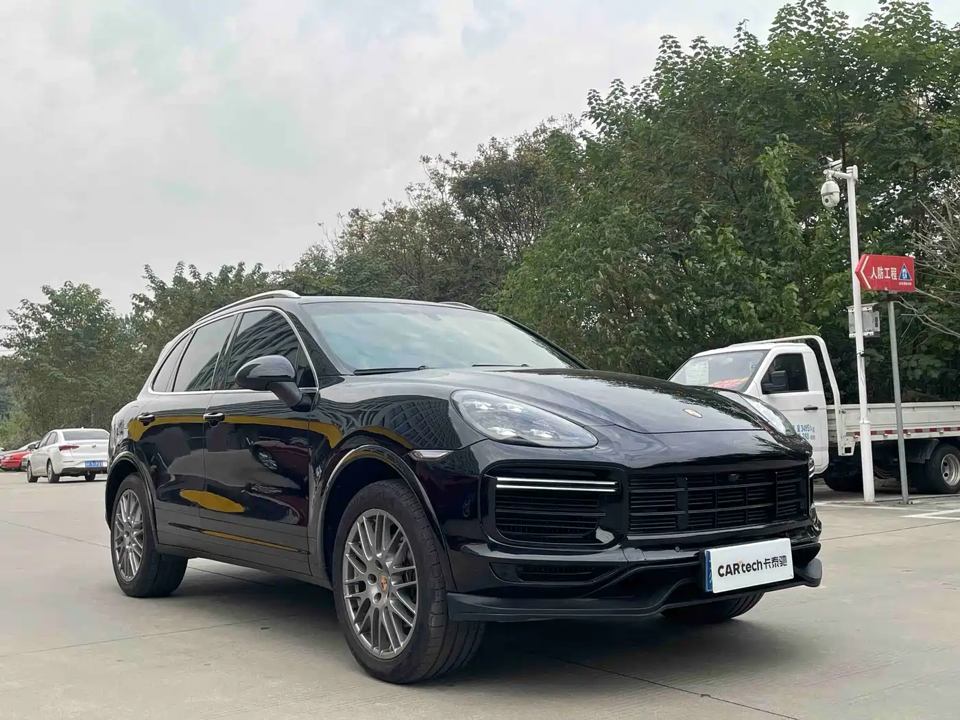 Porsche Cayenne 2011 Cayenne 3.0T фото 3