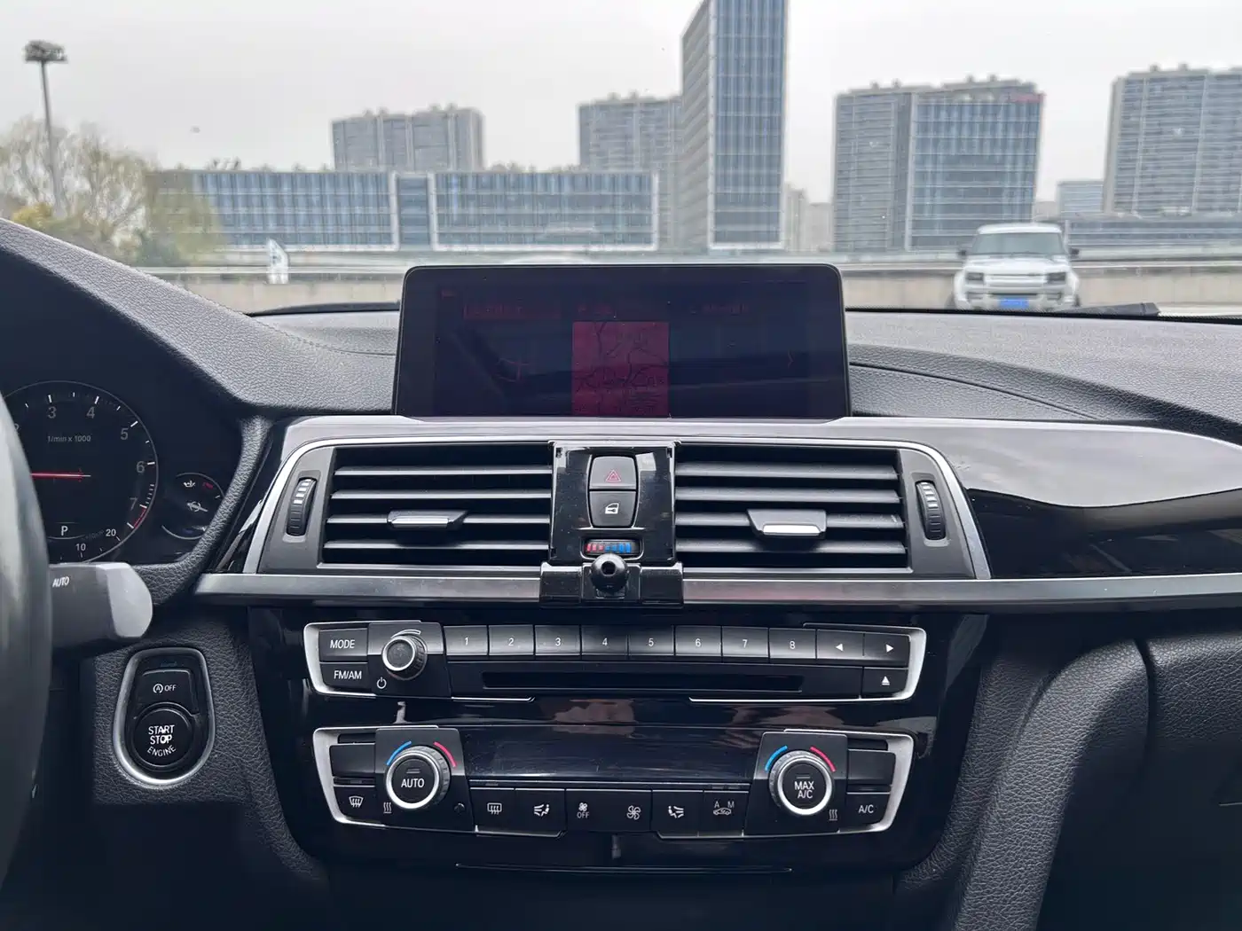 BMW 3 Series 2019 320Li M Sport Package фото 11