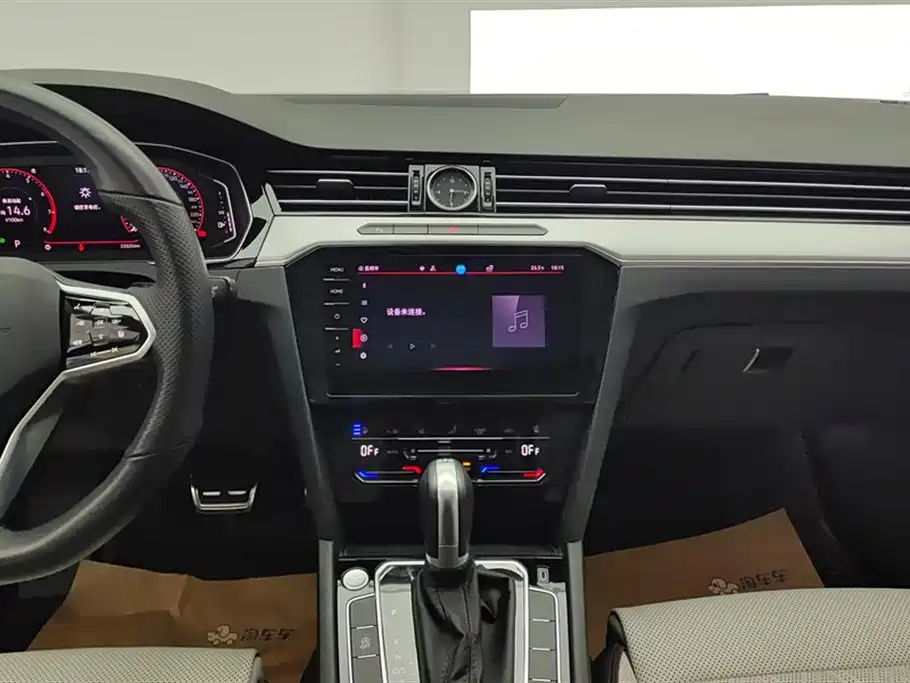 Volkswagen Magotan 2023 Model 2 Million Commemorative Edition 330TSI DSG Luxury фото 13