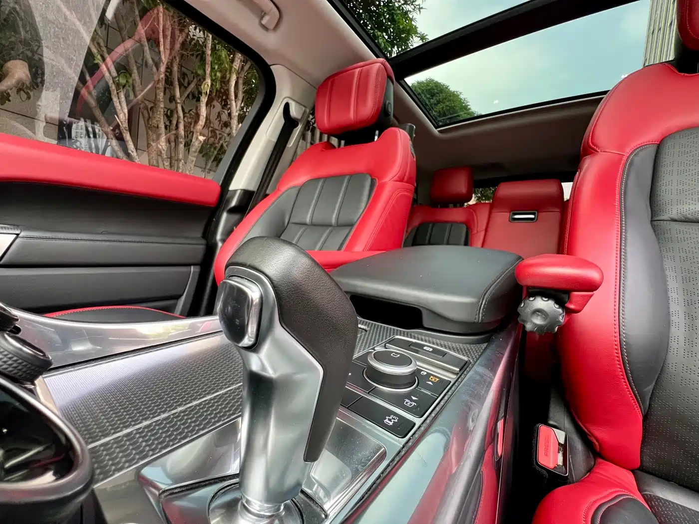 Land Rover Range Rover Sport 2020 3.0 L6 HSE DYNAMIC фото 18