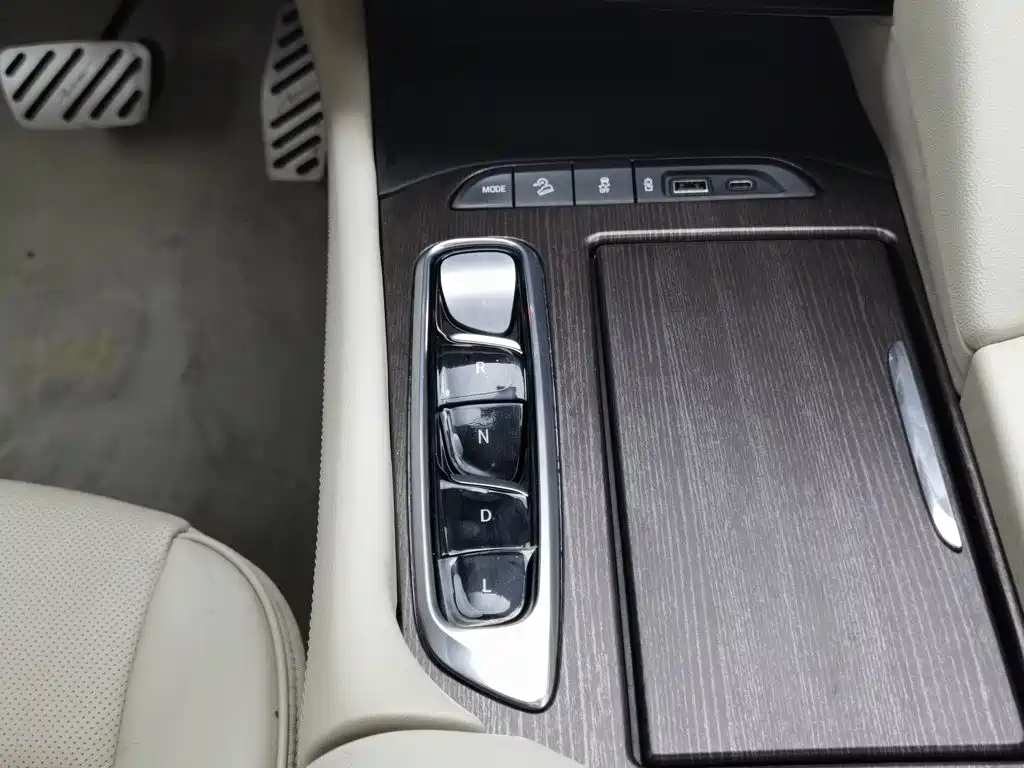 Buick Enclave, миниатюра 13