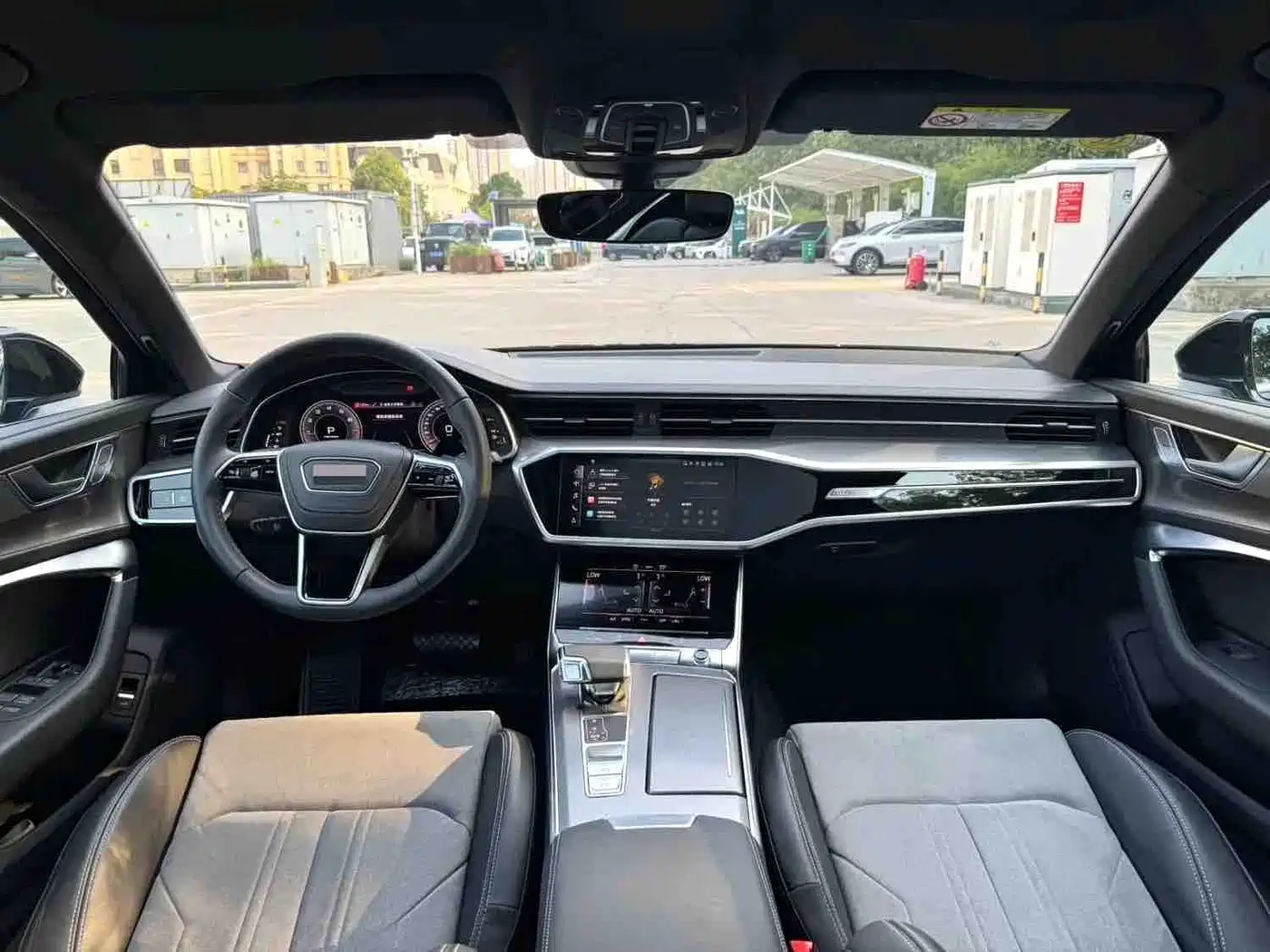 Audi A6L 2025 2025 45 TFSI Premium Sport
