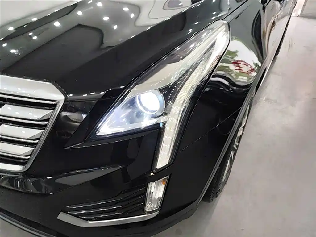 Cadillac XT5 2017 Anniversary Edition 25T Luxury фото 24