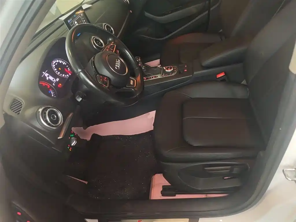 Audi A3 2016 Limousine 35 TFSI Progressive фото 15