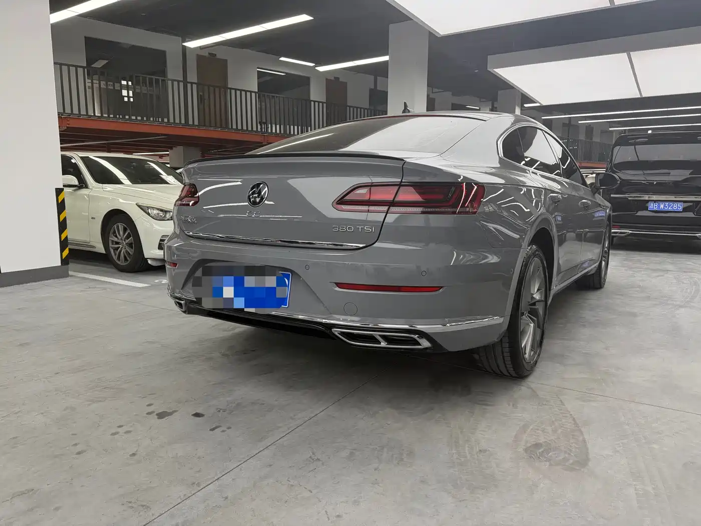 Volkswagen FAW-Volkswagen CC 2023 380TSI Eye-catching Edition фото 15
