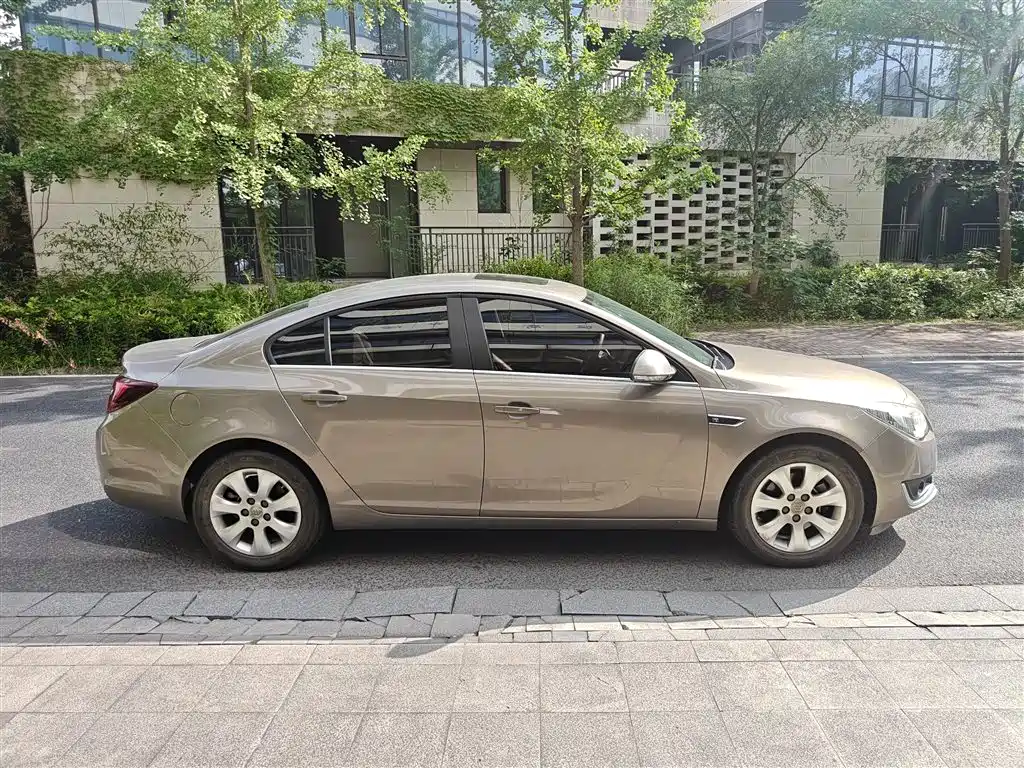 Buick Regal 2015 1.6T Leading Tech Edition фото 8