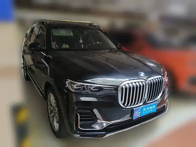 BMW X7 2019 xDrive40i Leading Luxury Package — фото 3